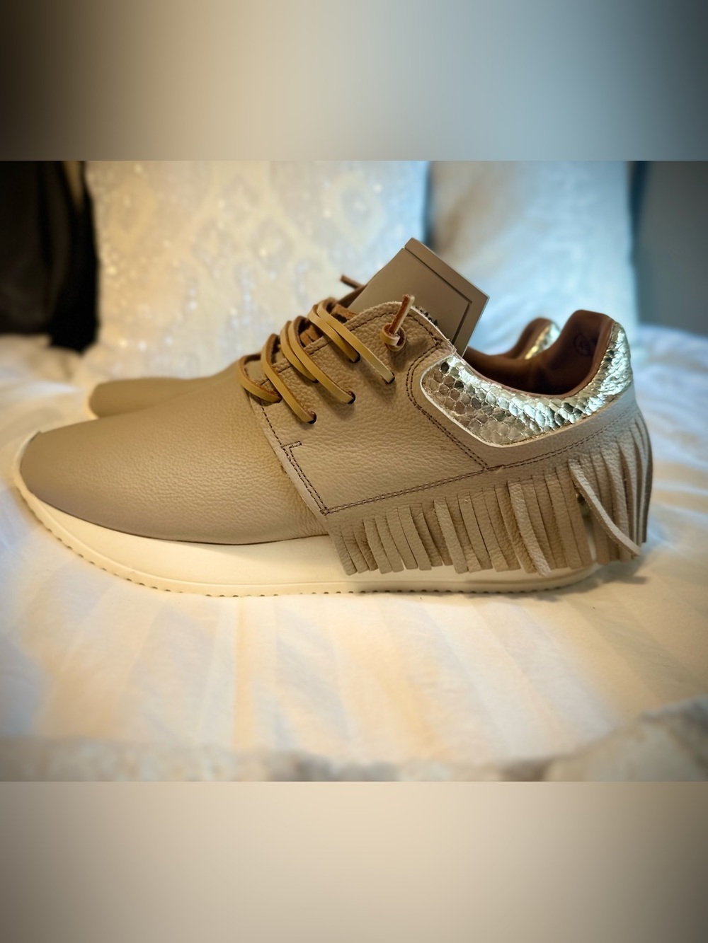 🌟Esseutesse Luxury Fringe Sneakers🌟 NWT• size 40